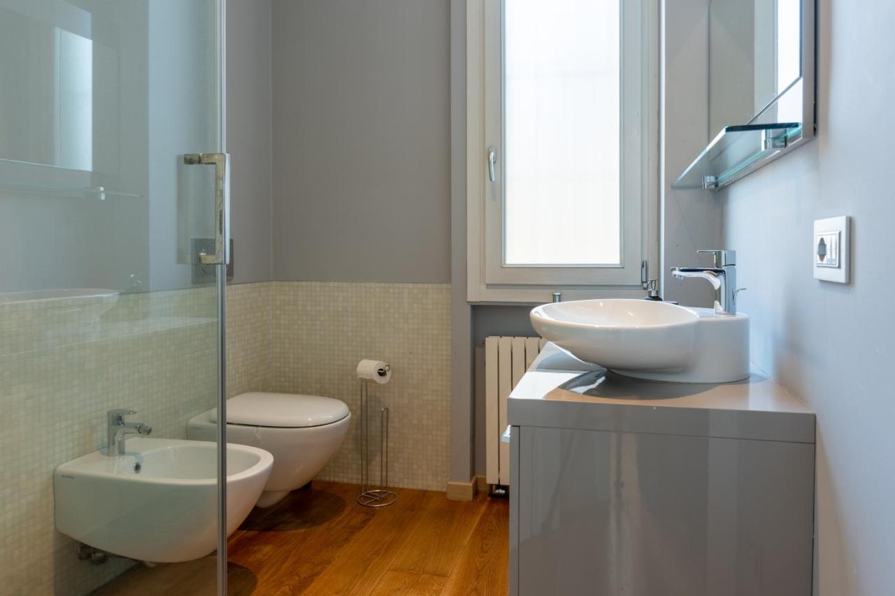 5 Min Duomo Luxury Home In Brera Design District Mailand Exterior foto